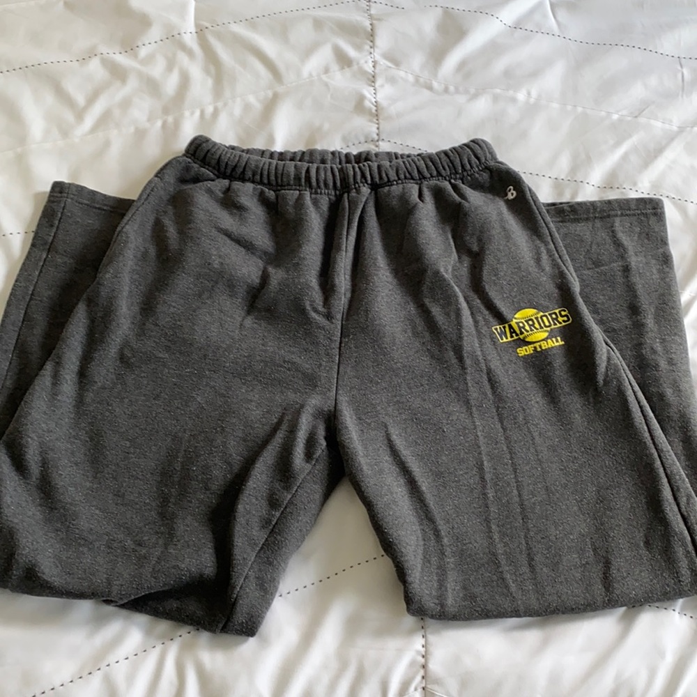 Oversized comfy sweatpants 🤍